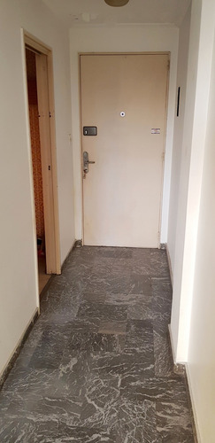 Imagen 3 de 14 de Honorio Pueyrredón Al 1700, Villa Crespo. 3 Ambientes. 2 Dormitorios. Piso 7. Contrafrente. Superficie 57 M2. Vista Muy Abierta. Súper Luminoso. Comedor Diario. Losa Radiante. Puerta Blindada