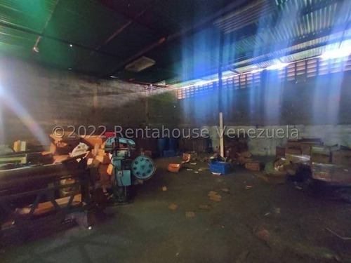 Imagen 23 de 30 de Casas Con Galpones En Venta Zona Centro Barquisimeto #22-21565 Daniela Linarez 0424-5390659