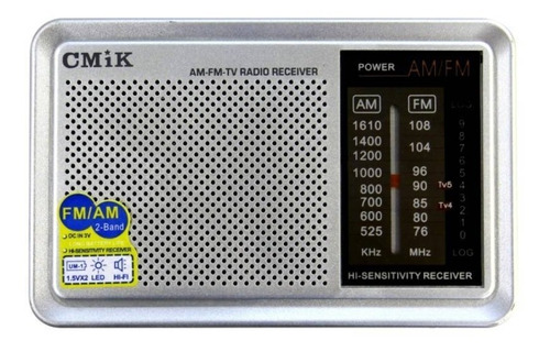 Radio Portatil Am Fm Eléctrica Y Pilas Salida 3.5 Diginet