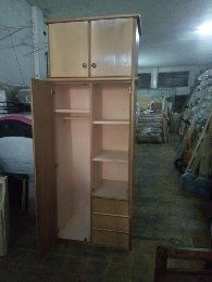 Imagen 2 de 5 de Placard Ropero En Madera Guatambu 4 Puertas Y 3 Cajones