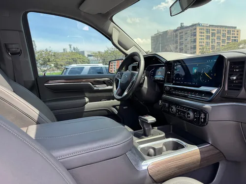 Chevrolet Silverado 5.3 Z71 4X4 At