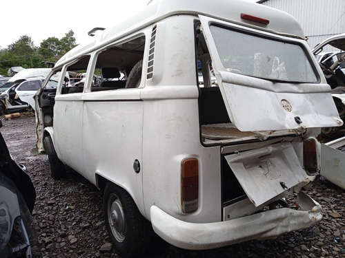 Imagem 2 de 9 de Sucata Kombi 1.4 80cvs 2010/2011 Flex