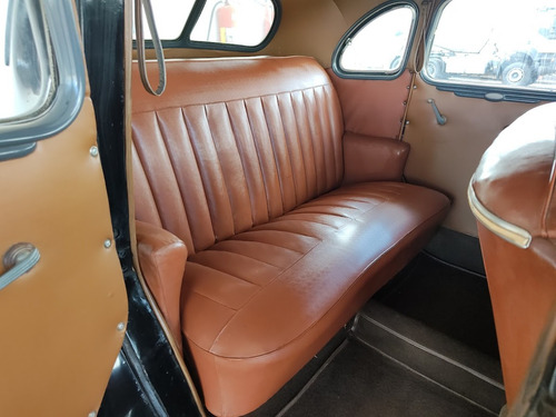 Ford V8 85 De Luxe 1937 Ñ Ford Tudor Roadster