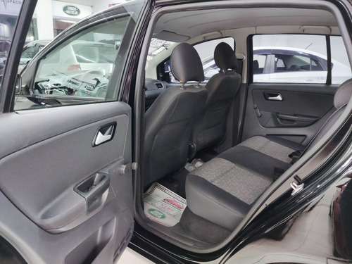 Imagem 10 de 14 de Vw Fox 1.0 G2 Trend Preto 2013 Flex