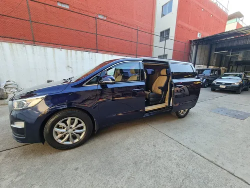 Kia Sedona 3.3 V6 Ex Pack At