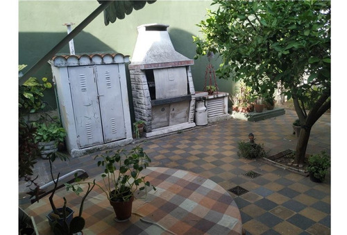 Casa De 3 Amb C/coch, Patio Y Parrilla V.sarmiento
