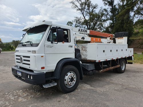 Volkswagem 13-190 4x2 Cesto Aéreo Isolado Duplo Ano 2015