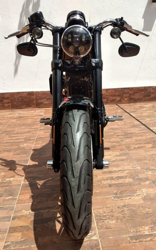 Imagen 4 de 10 de Harley Davidson Roadster 1200 Tricol
