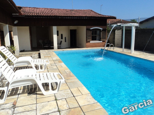 Imagem 1 de 23 de Casa Com 5 Dormitórios E Piscina Em Peruíbe - 3202 - 3062307