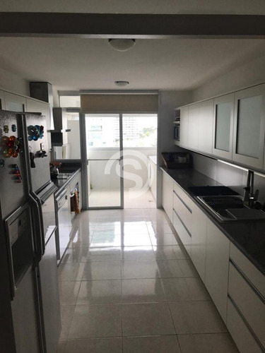 Apartamento En Beverly Tower- Ref: 2966
