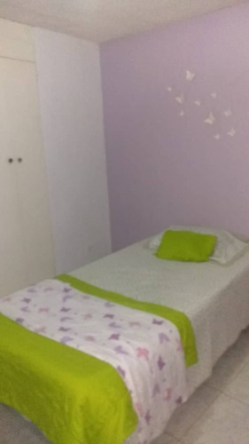 Imagen 9 de 12 de Apartamento En Doña Menca Piso Medio