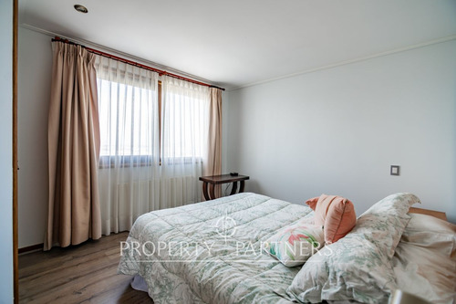 Increíble Casa Mediterranea En Venta Con Gran Terr...