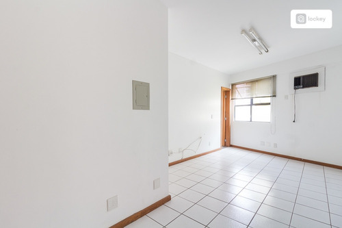 Imagem 3 de 11 de Aluguel De Sala Com 19m² E 0 Quartos - 13293