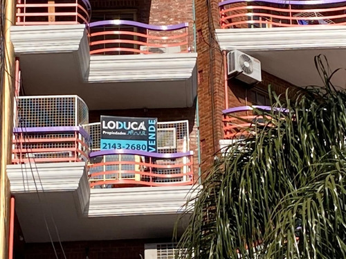Imagen 2 de 15 de Departamento En Venta De 2 Amb. En Moron Centro
