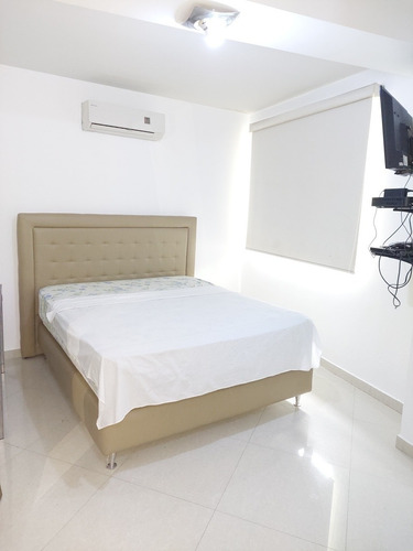 Imagen 6 de 15 de Se Alquila Bello Apartamento En Granada Suites Amoblado