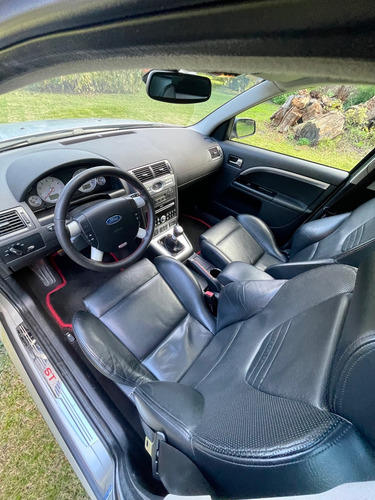 Ford Mondeo 3.0 St V6
