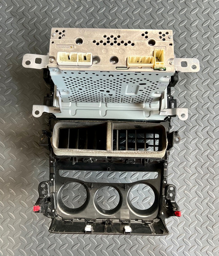 Estereo Original Usb Bluetooth Toyota Yaris Core 2018 A 2020 (Usado)