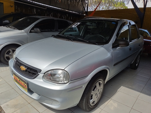Imagem 5 de 14 de Chevrolet Classic 2010 1.0 Flex Power 4p