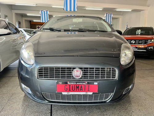 Imagen 2 de 11 de Fiat Punto 1.6 Essence Año 2011.