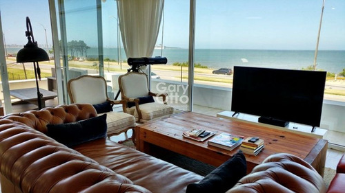 Imagen 2 de 28 de Moderna Y Con Increibles Vistas Al Mar - Primera Linea Mansa