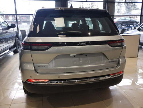 Jeep Grand Cherokee 3.6 Limited 286hp Techo + Llantas 18