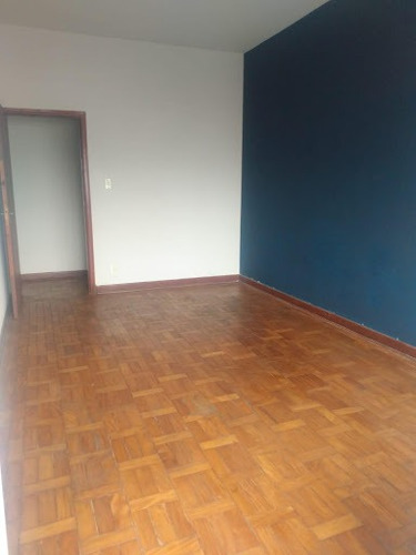 Imagem 4 de 10 de Sobrado Com Ponto Comercial Na Av Mais Movimentada De Caçapava - Pt0013