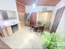 Comprar Venta O Permuta Apartamento En La Blanqueada, Planta Baja, 2 O 3 Dormitorios, Parrillero, Estufa A Leña, Pequeño Patio, Gran Ubicación