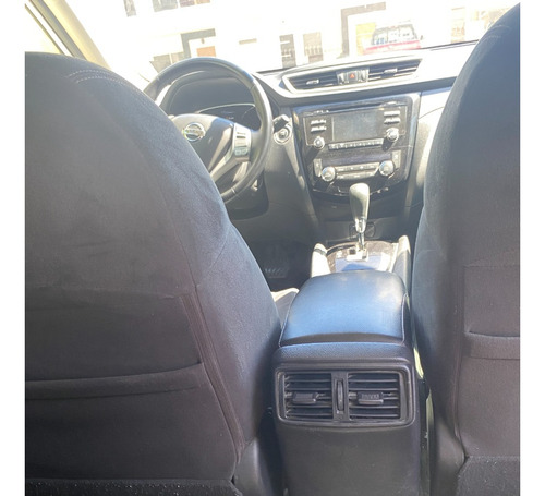 Nissan X-Trail 2.5 Advance 3 Row Cvt