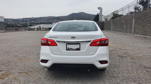 Imagen 3 de 15 de Nissan Sentra 2019 1.8 Advance Mt