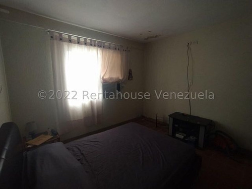Imagen 19 de 30 de Casas En Venta En La Piedad Cabudare, Lara 22-21093 Romer Gonzalez Profesional Inmobiliario Renta House