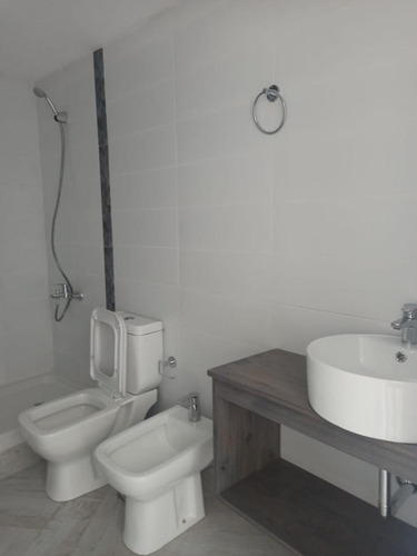 Imagen 6 de 12 de Departamento - Escobar