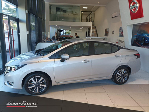 Nissan Versa Advance Automatico