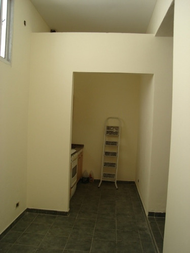 Imagen 4 de 11 de Departamento Tipo Casa En Venta En Lanus Este