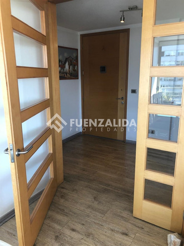Departamento En Venta De 4 Dorm. En Lo Barnechea