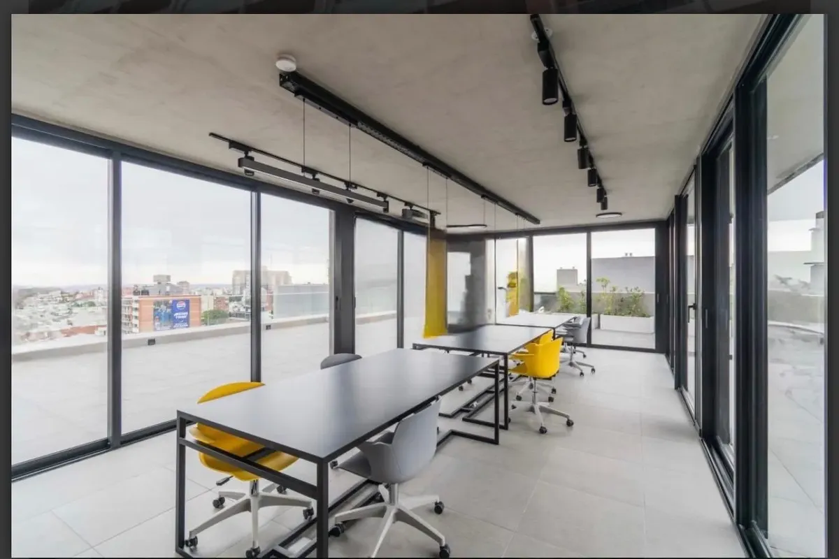 Alquilo Apto Edificio Los Olimpicos, Piso 10 ( Los Mejores Amenities) $ 29000 · Foto 4
