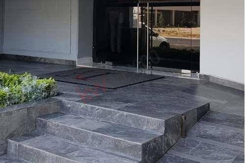 Imagen 5 de 21 de Edificio De Oficinas, Tres Niveles, Irapuato, Guanajuato
