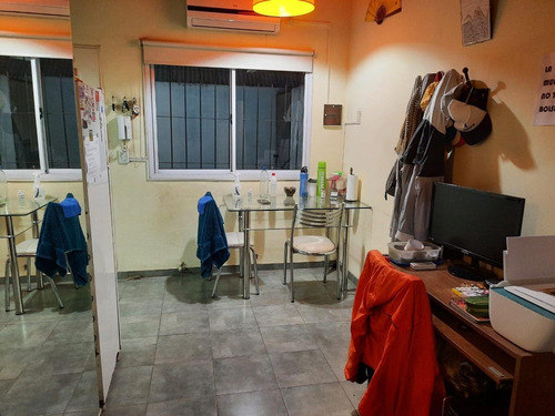 Imagen 9 de 16 de Ph 2 Ambientes Con Patio, Jardin, Quincho Y Terraza Propia