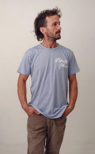 Imagen 3 de 5 de Remera Kau