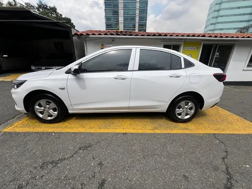 Chevrolet Onix 1.0t Lt At