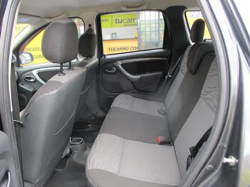 Renault Duster DYNAMIQUE 4X2 2000CC MT AA