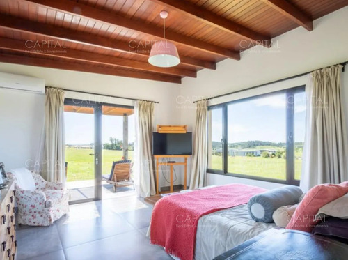 Casa En Venta En Pueblo Mio Manantiales Ruta 104
