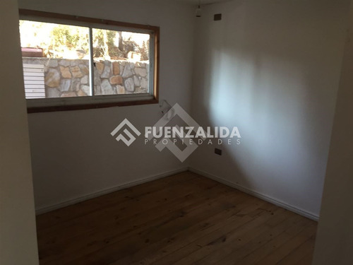 Casa En Venta De 4d 3b Las Gaviotas