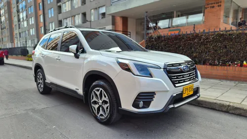 Subaru Forester 2.5 Advance Cvt