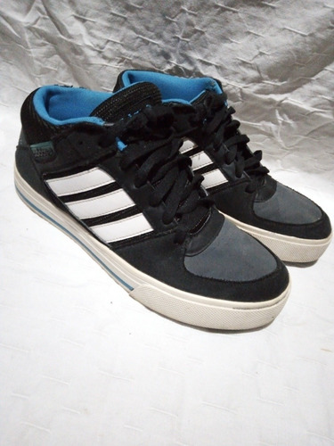 Zapatillas adidas Botitas