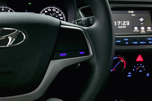 Imagen 23 de 25 de Hyundai Accent Sedan 4 Pts Gl, 16l, At, A/ac, Ve Del, R-15