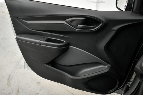 Imagen 15 de 15 de Chevrolet Onix 1.4 Joy Plus 2020 La Plata 041