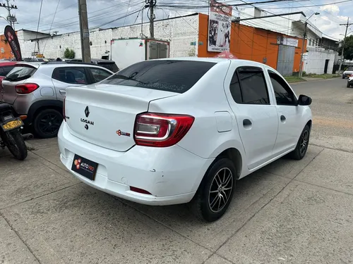 Renault Logan 1.6 Life