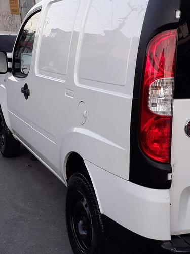 Fiat Doblo 2013 1.4 Attractive Flex 5p