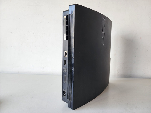 Imagen 6 de 7 de Sony Playstation 3 Slim 160gb Standard + Control Y Cables