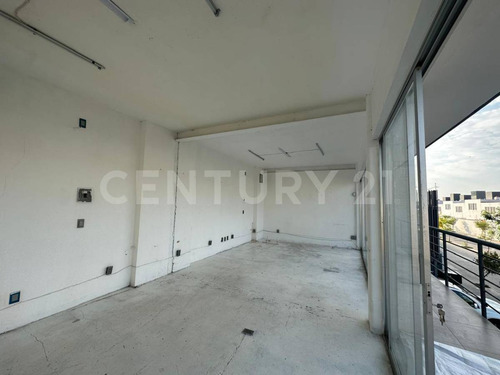 Se Vende Local Comercial Sobre Av Aviacion ! Excelente Ubicación !
